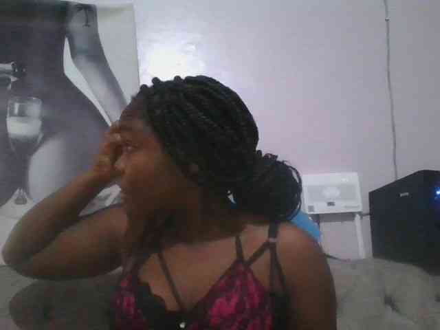 Sexyicey webcam