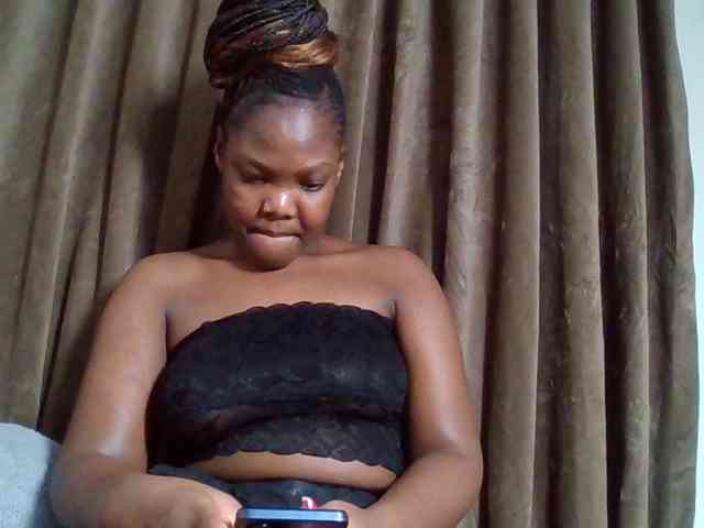 Sexyicey webcam