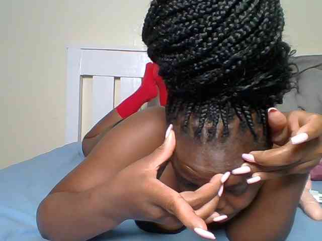 Sexyicey webcam