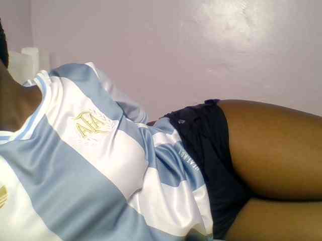 Sexyicey webcam