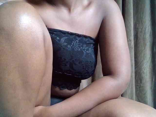 Sexyicey webcam
