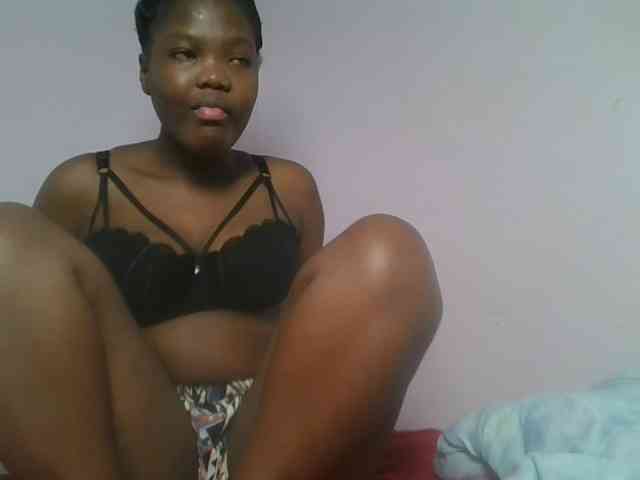 Sexyicey webcam