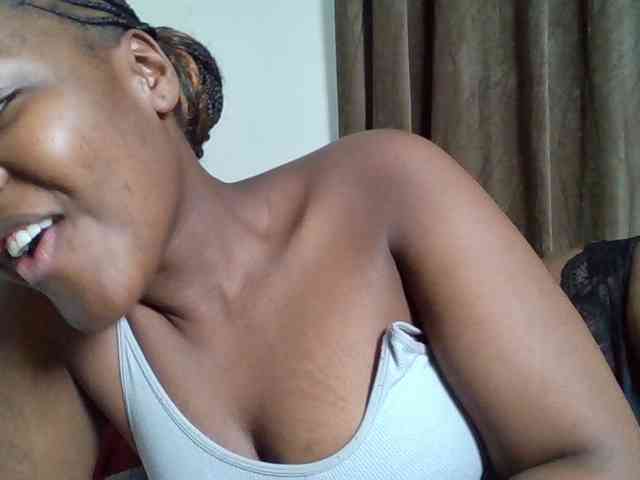 Sexyicey webcam