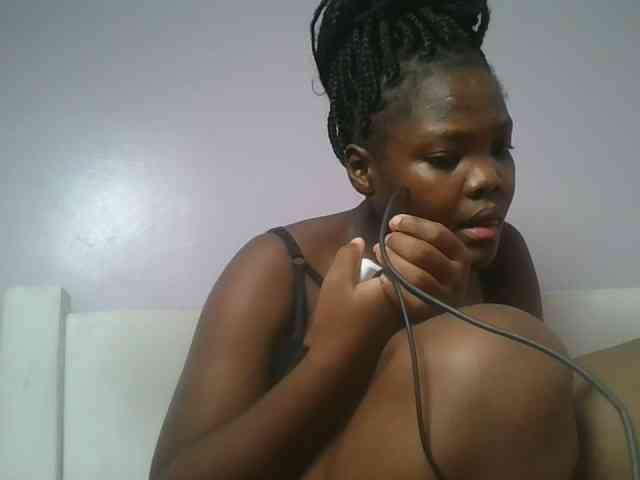 Sexyicey webcam