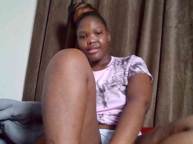 Sexyicey webcam