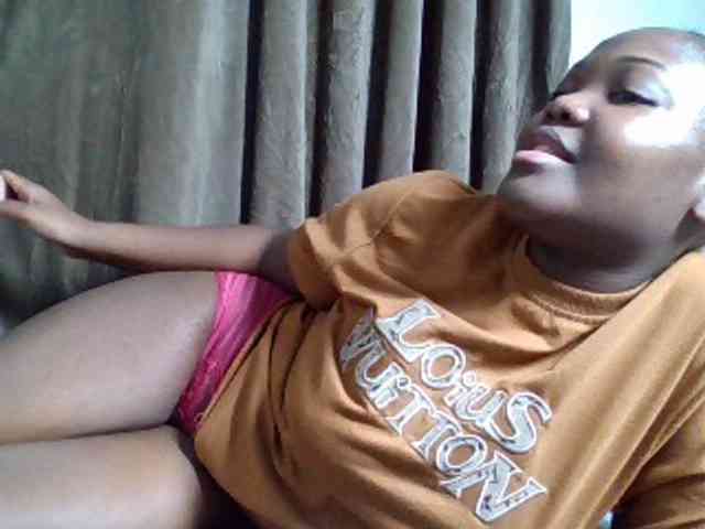 Sexyicey webcam