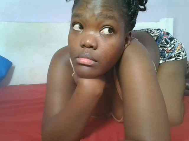 Sexyicey webcam