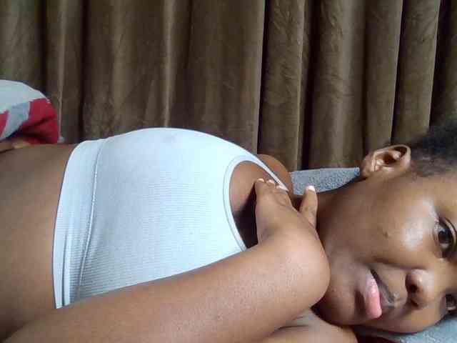 Sexyicey webcam