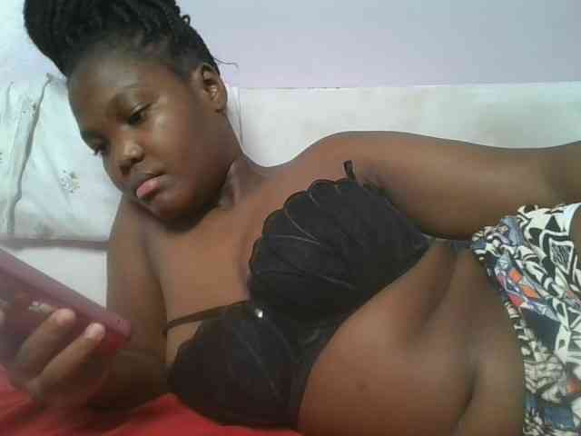 Sexyicey webcam
