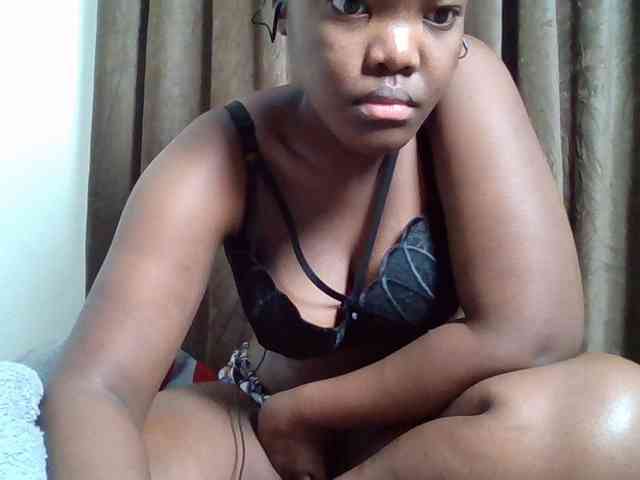 Sexyicey webcam
