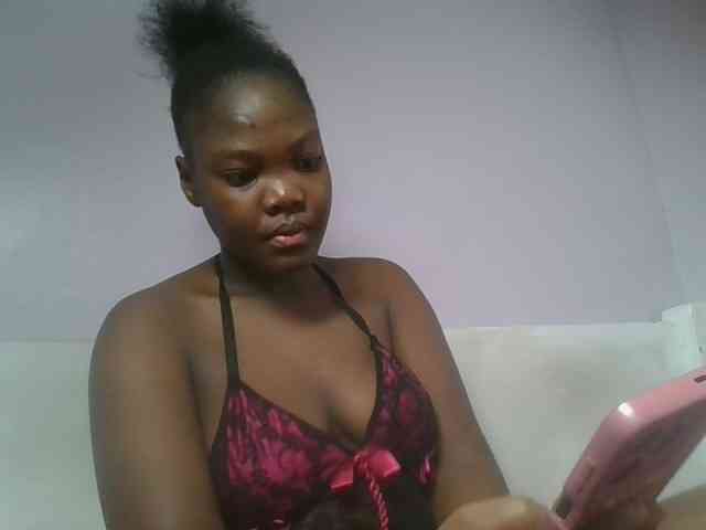 Sexyicey webcam
