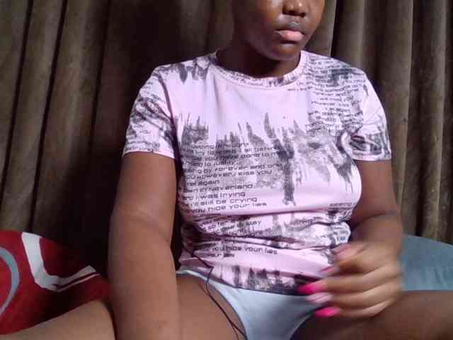 Sexyicey webcam