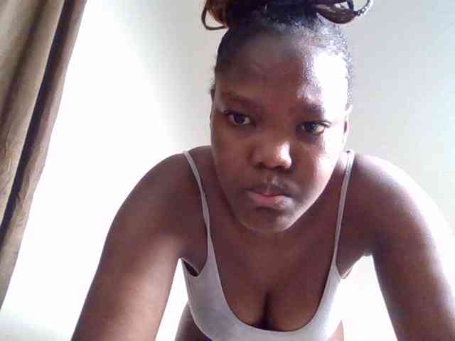 Sexyicey webcam