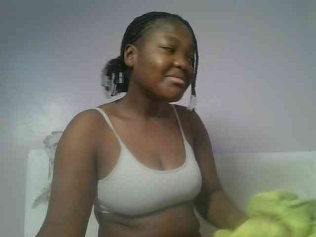 Sexyicey webcam
