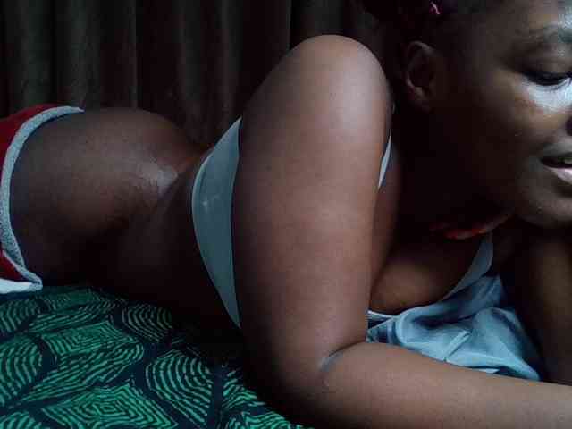 Sexyicey webcam