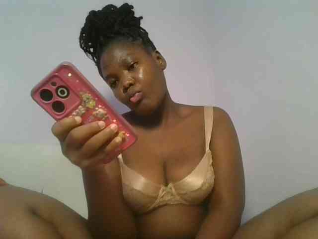 Sexyicey webcam