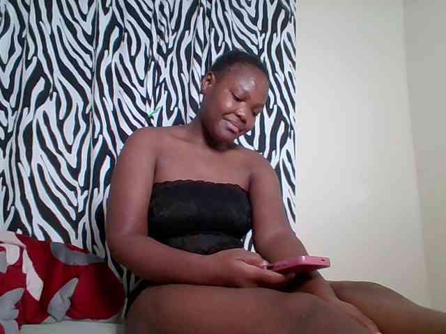 Sexyicey webcam