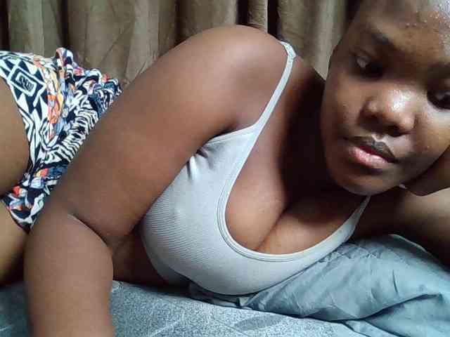 Sexyicey webcam