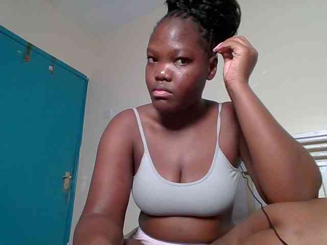 Sexyicey webcam
