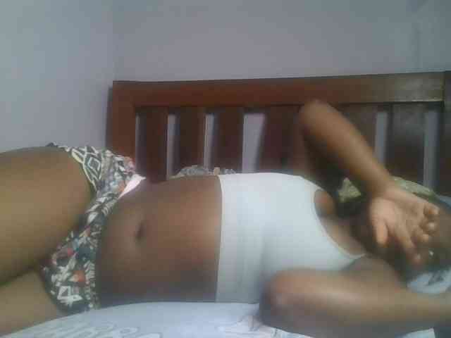 Sexyicey webcam