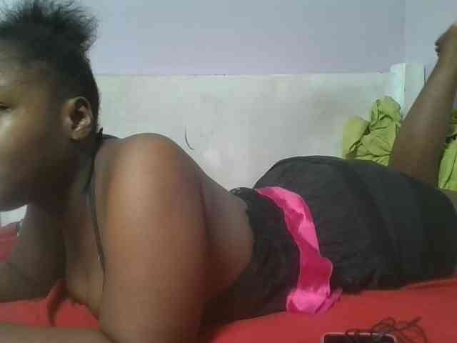 Sexyicey webcam