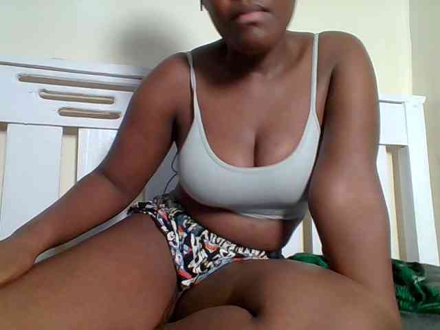 Sexyicey webcam