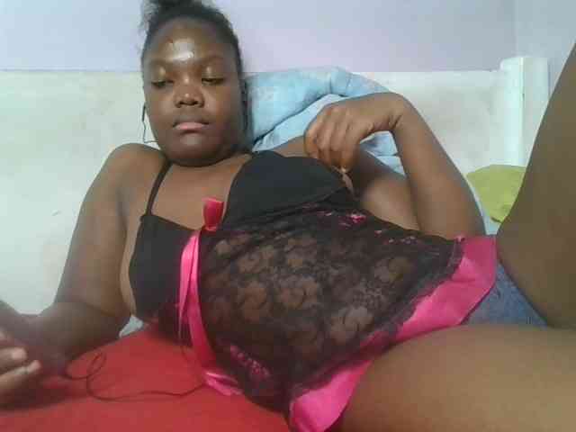 Sexyicey webcam