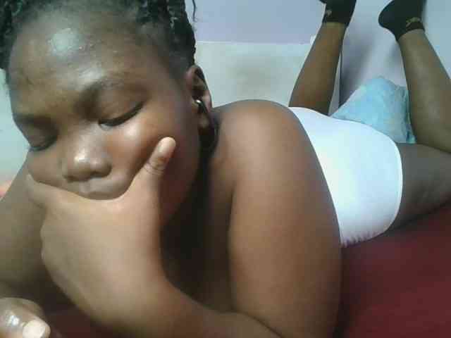 Sexyicey webcam