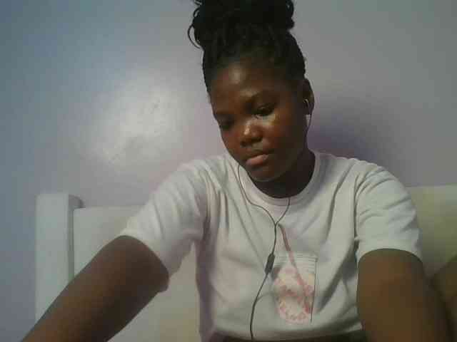 Sexyicey webcam