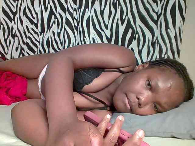 Sexyicey webcam