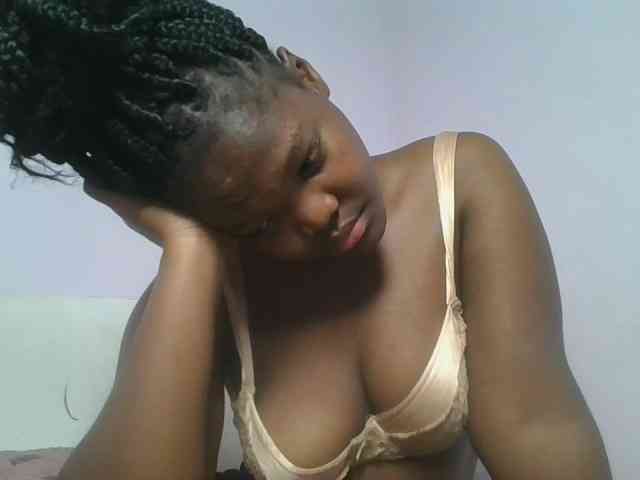 Sexyicey webcam