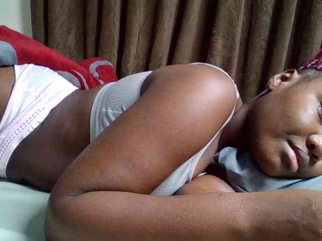 Sexyicey webcam