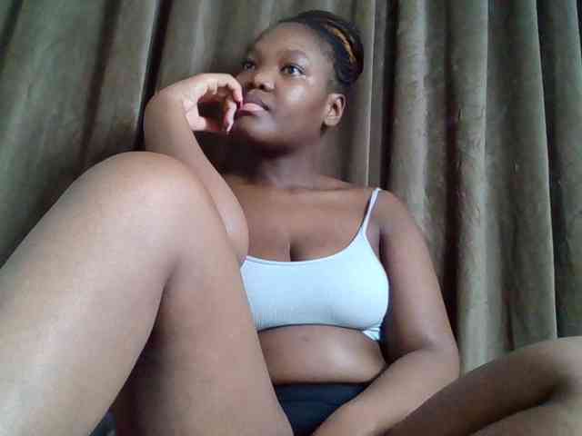 Sexyicey webcam