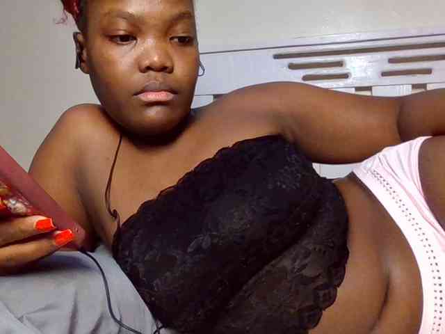 Sexyicey webcam