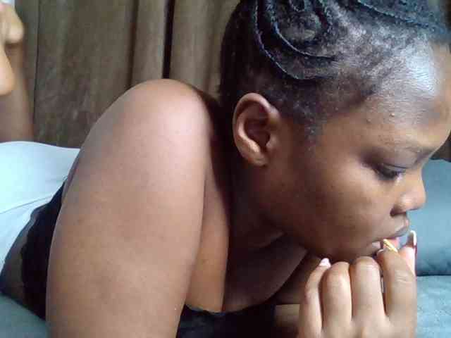 Sexyicey webcam