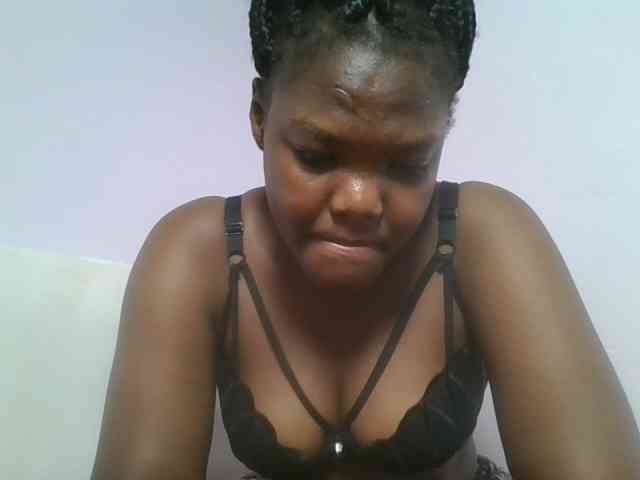 Sexyicey webcam