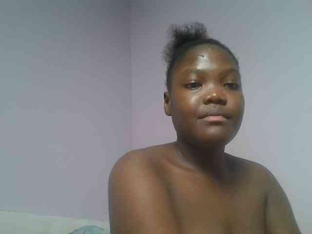 Sexyicey webcam
