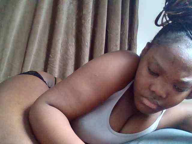 Sexyicey webcam
