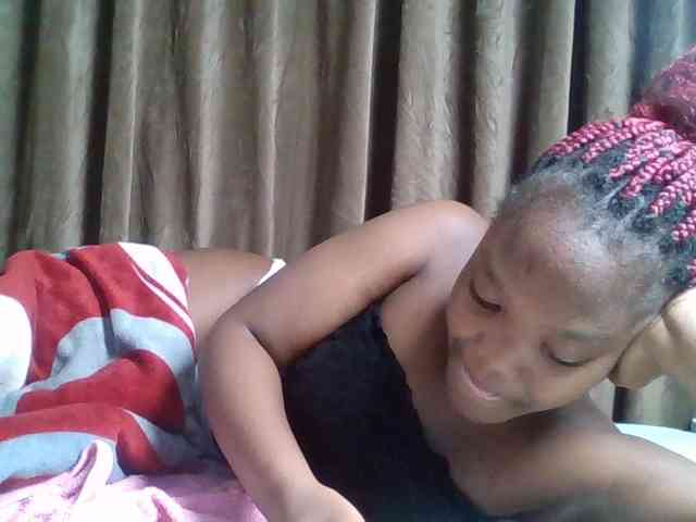 Sexyicey webcam