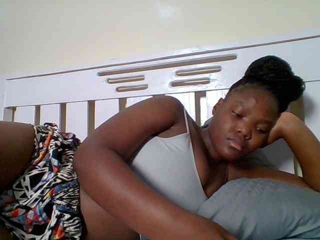 Sexyicey webcam