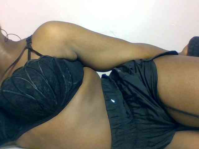 Sexyicey webcam