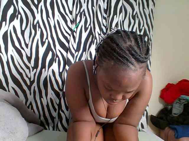 Sexyicey webcam