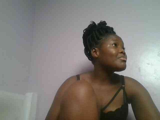 Sexyicey webcam