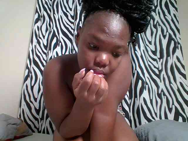 Sexyicey webcam