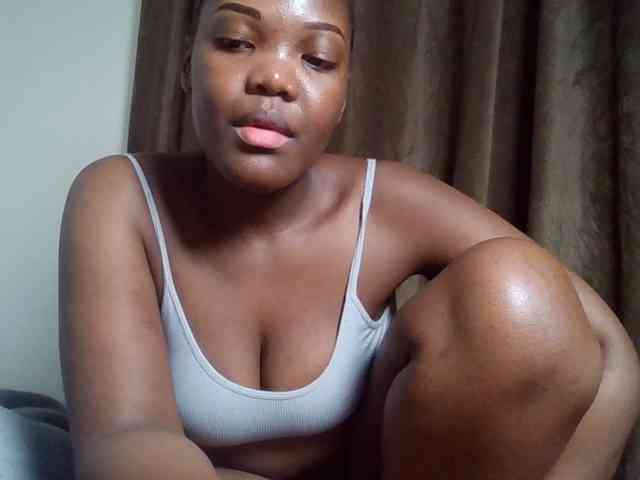 Sexyicey webcam