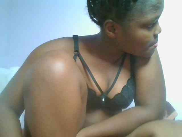 Sexyicey webcam