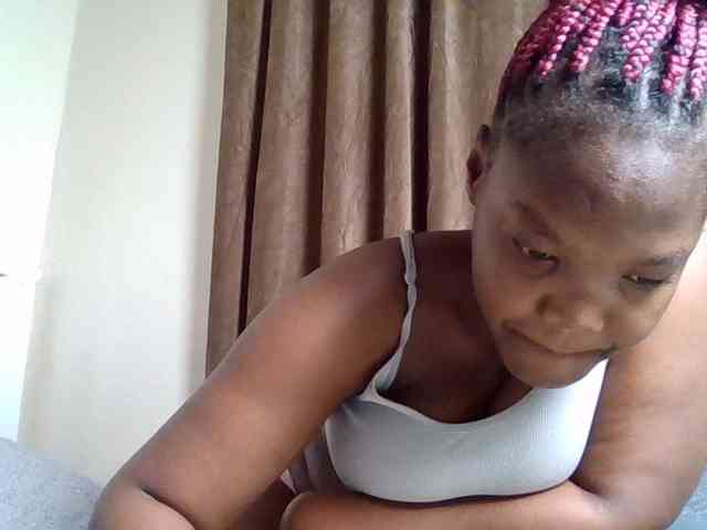 Sexyicey webcam
