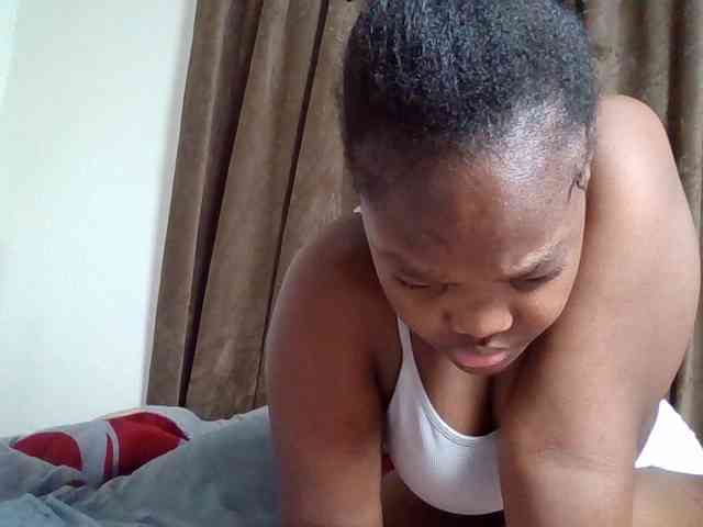 Sexyicey webcam