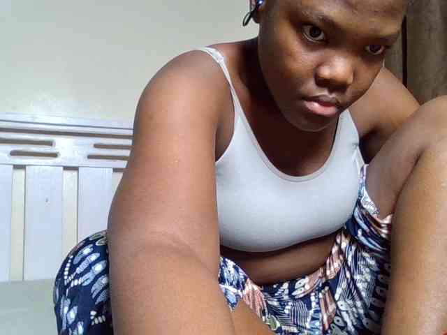 Sexyicey webcam