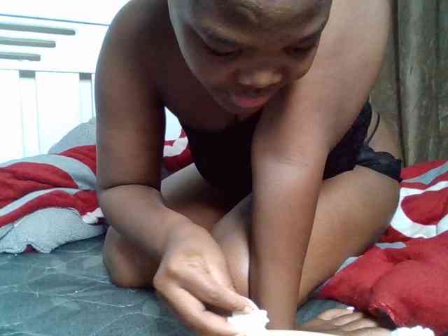 Sexyicey webcam